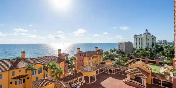 2110 N Ocean