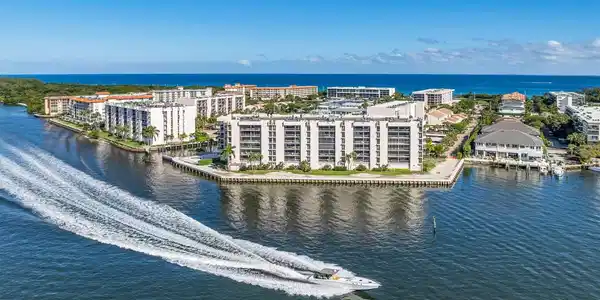 2697 N Ocean