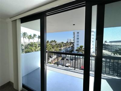 4800 Bayview