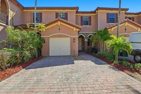 457 SE 37th