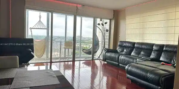 11111 Biscayne Blvd Unit 12H