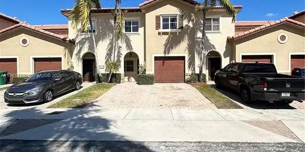 8925 SW 222nd Ter