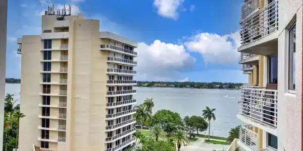 1551 N Flagler