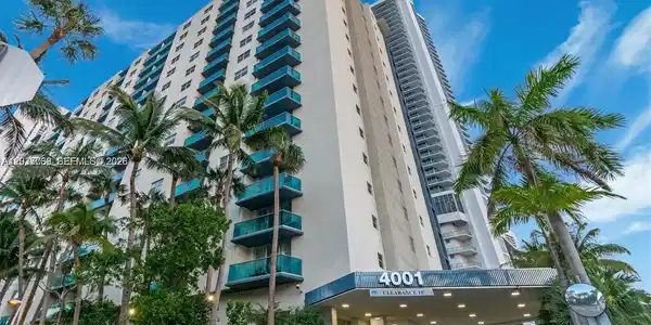 4001 S Ocean Dr
