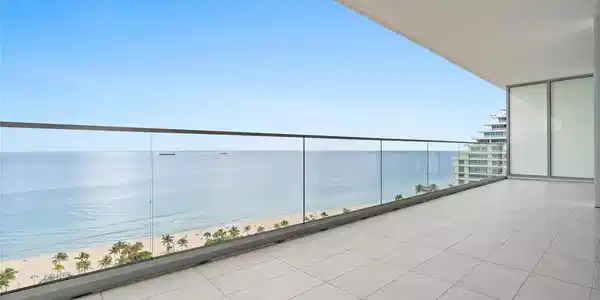 153 N Seabreeze