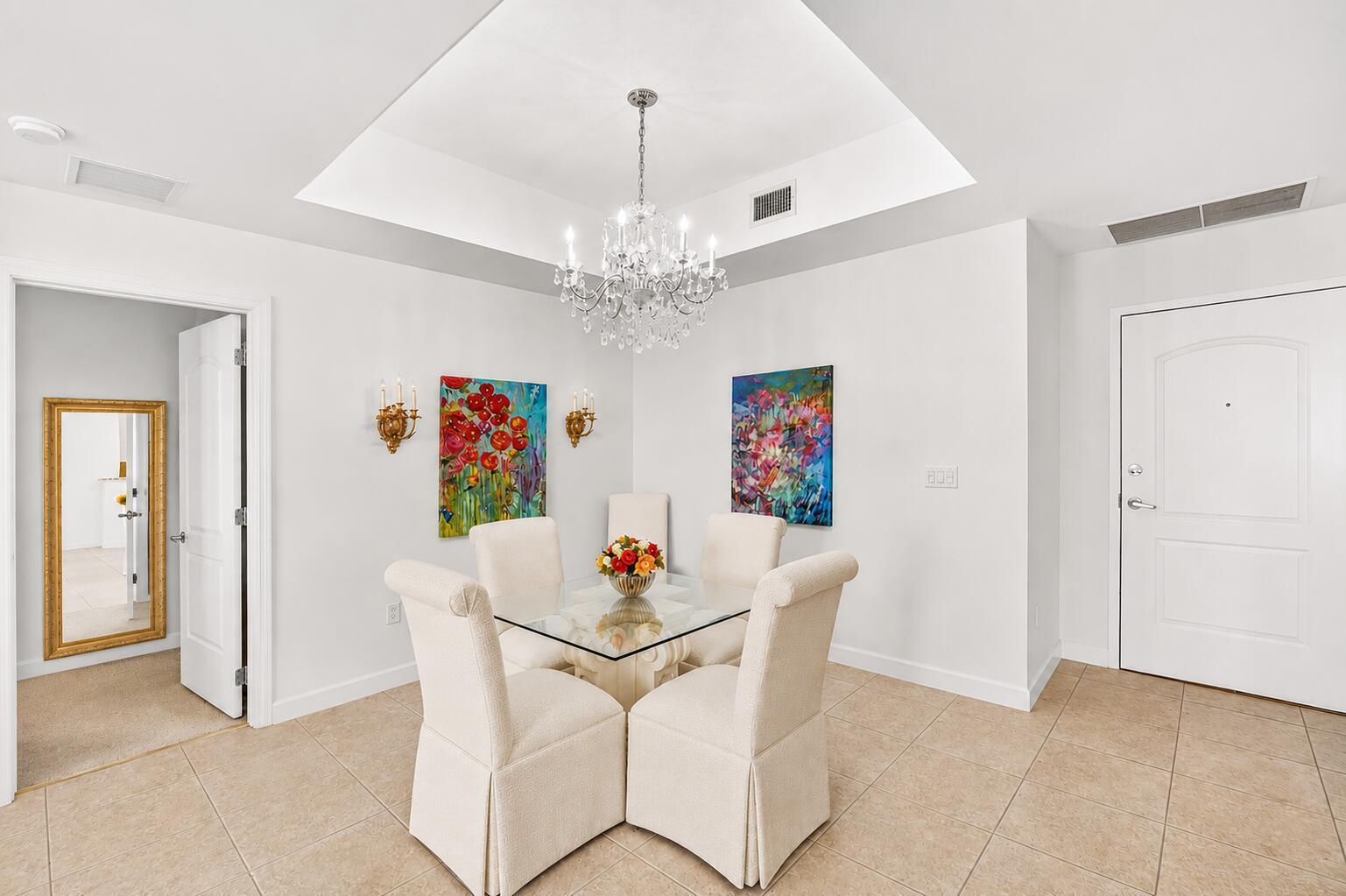 Image 4: Dining Room Area