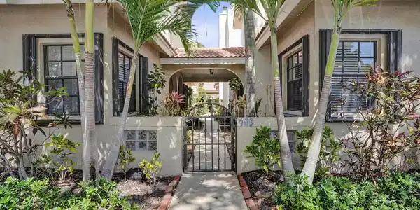 905 SE 12th