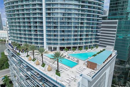200 Biscayne Boulevard Way