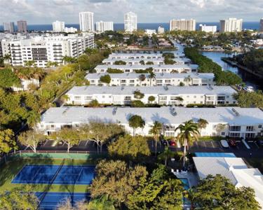 6405 Bay Club