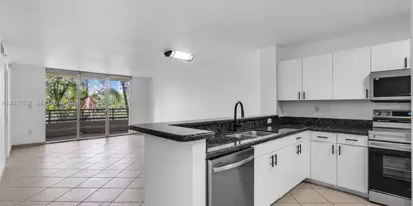1401 Bay Rd