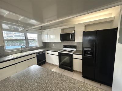 1825 S Ocean Dr
