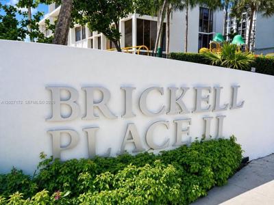 1925 Brickell Ave