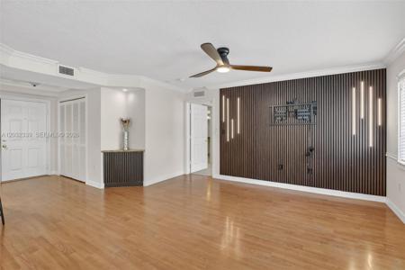 150 NE 15th Ave
