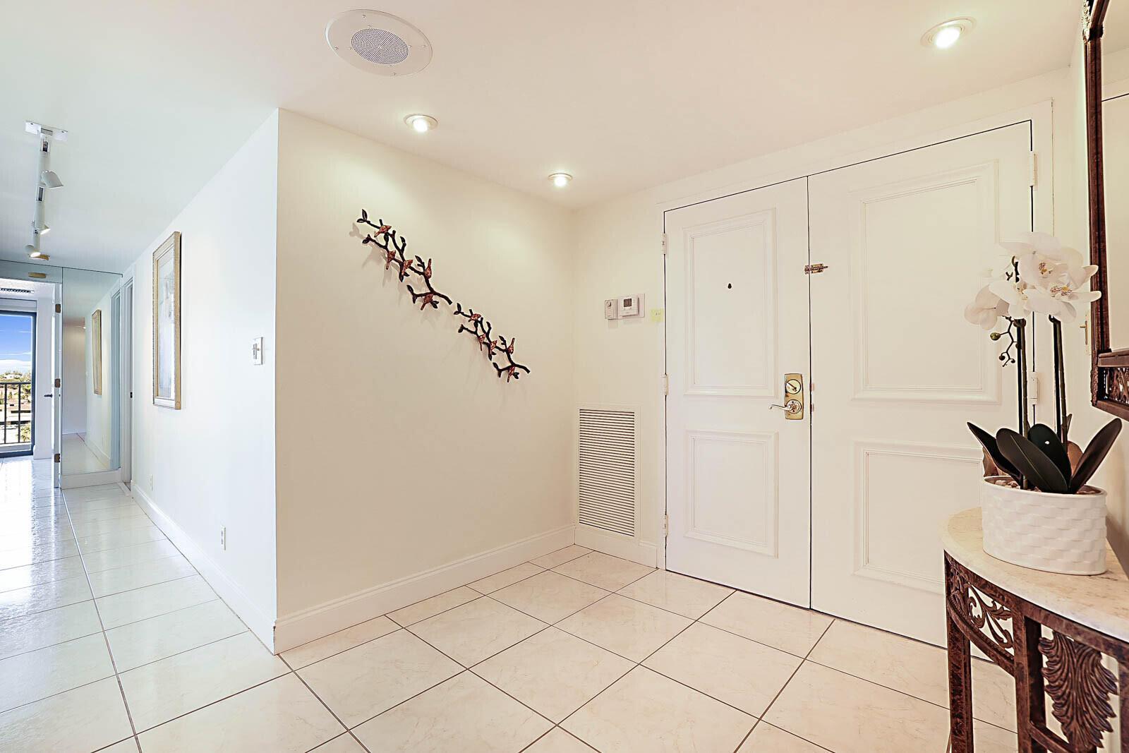 Image 3: 03_2917_S_Ocean_Blvd_Unit_403_mls