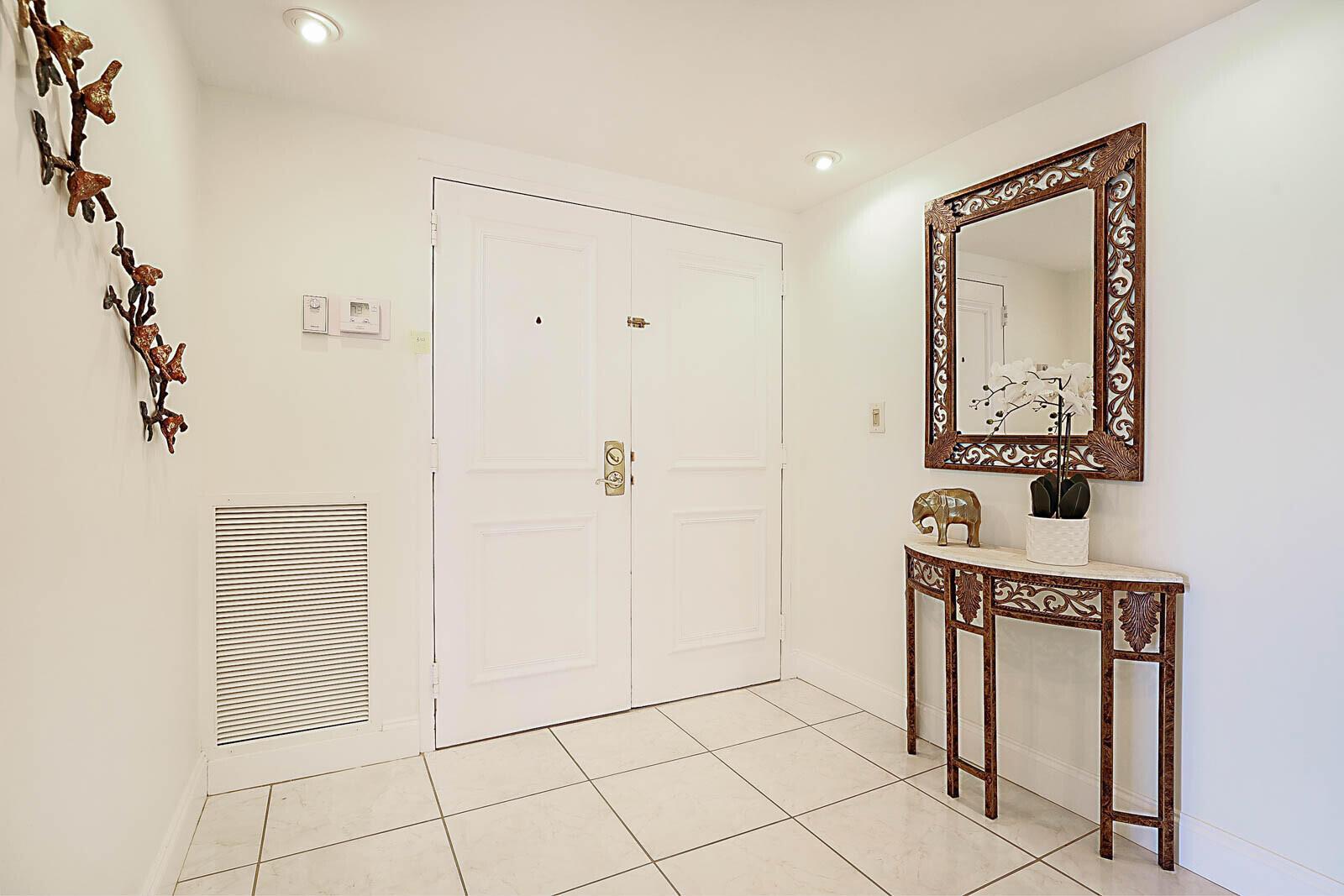 Image 4: 04_2917_S_Ocean_Blvd_Unit_404_mls