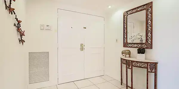 Image 4: 04_2917_S_Ocean_Blvd_Unit_404_mls