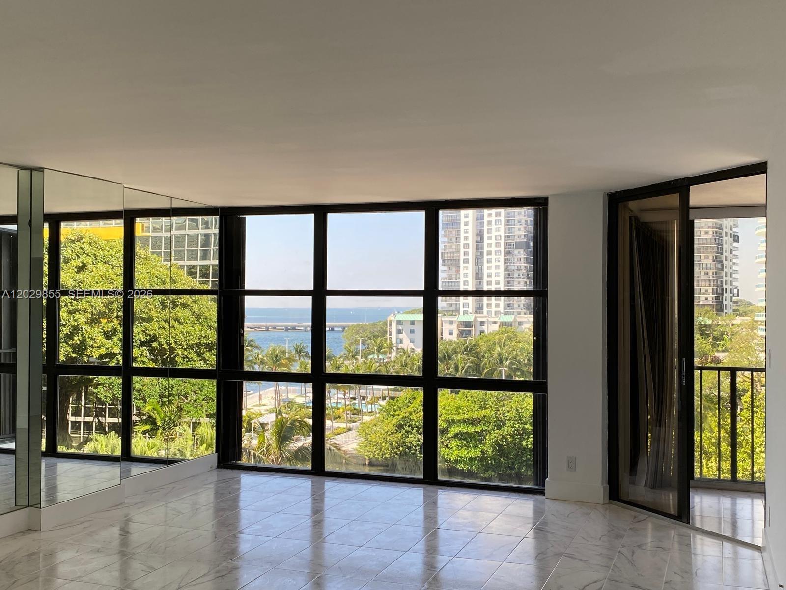 Image 4: Floor to ceiling windows