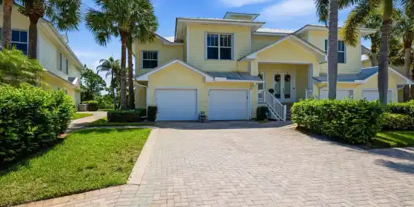 3431 SW Sawgrass Villas