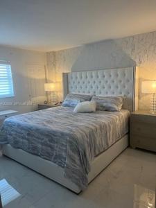 1160 Hillsboro Mile