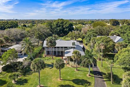 2315 S Indian River