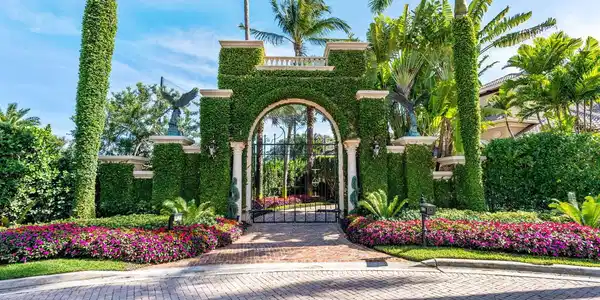 301 Mizner Lake Estates