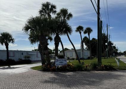 13827 S Indian River