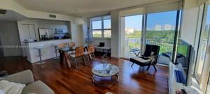 19501 W Country Club Dr Unit 703