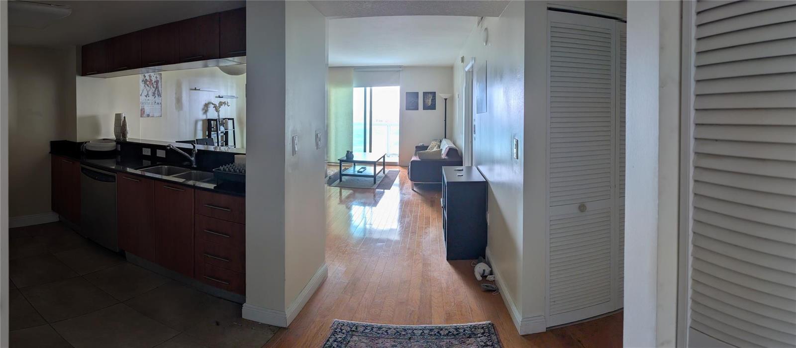 Image 4: Photo 4