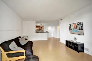 18800 NE 29th Ave Unit 528