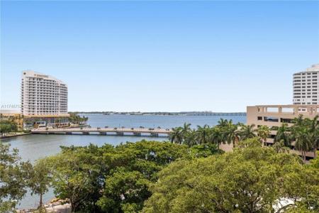 495 Brickell Ave