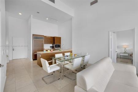 465 Brickell Ave