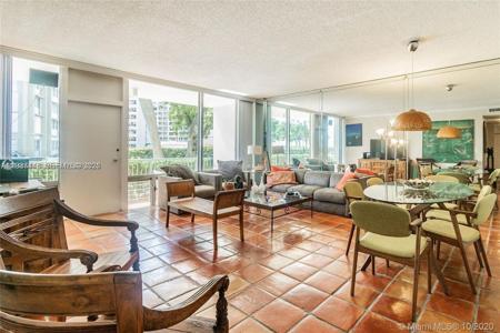 1408 Brickell Bay Dr