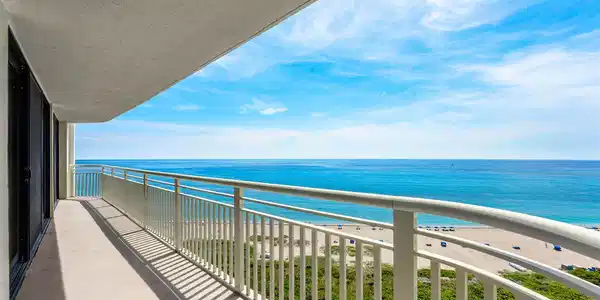 3000 N Ocean