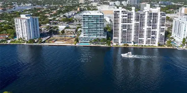 920 Intracoastal