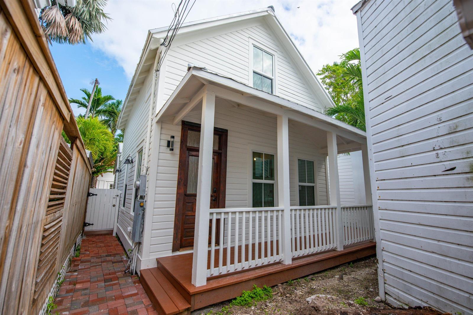 Image 3: Front of House