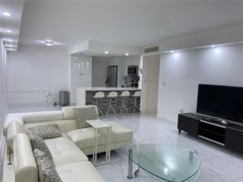 9020 NE 8th Ave Unit 2B