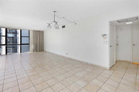 20379 W Country Club Dr