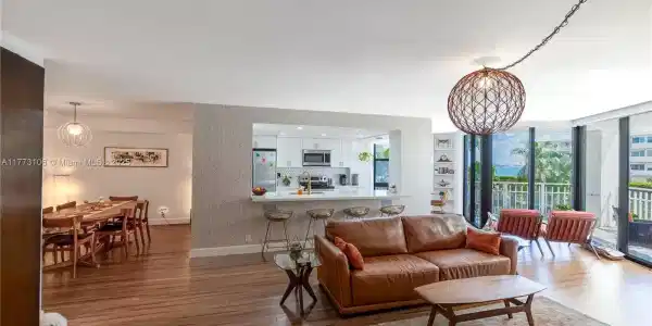 4000 Towerside Ter