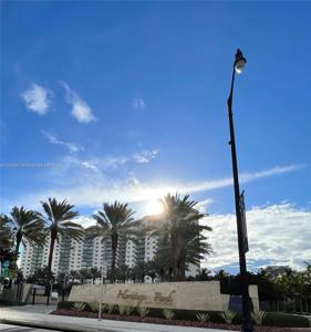 19370 Collins Ave Unit 710