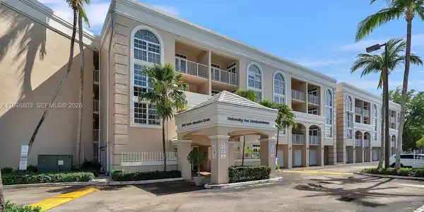 1280 S Alhambra Cir