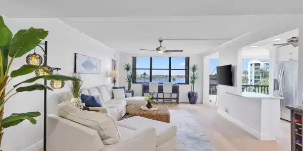 1648 Jupiter Cove