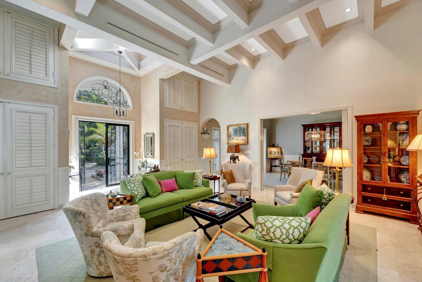 Image 2: Living Room