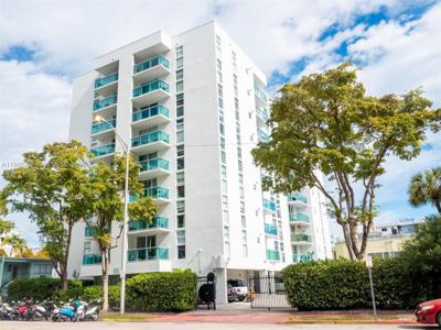 1035 West Ave