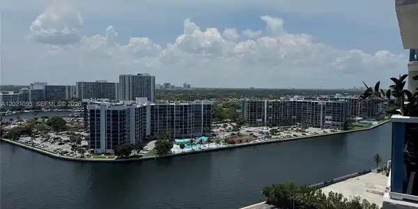 3800 S Ocean Dr
