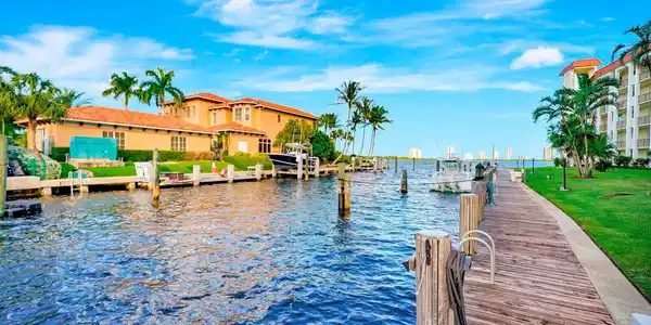 105 Paradise Harbour