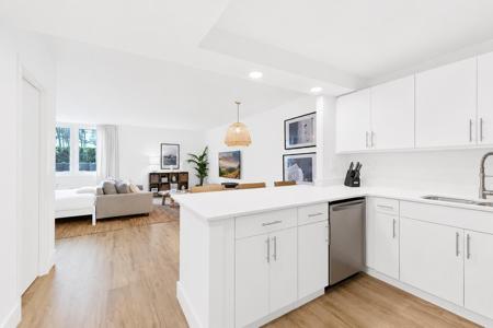 2301 Collins