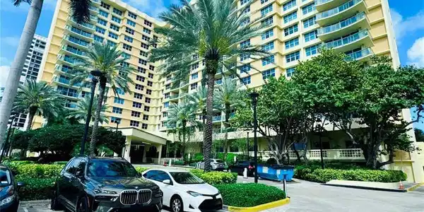 2501 S Ocean