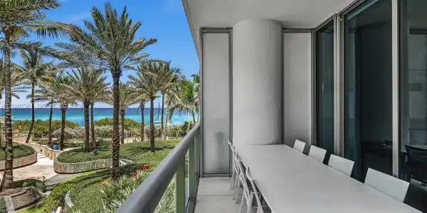 6799 Collins Ave