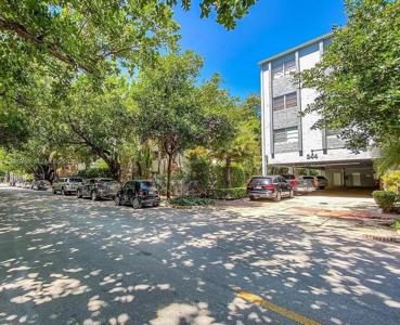 344 Meridian Ave