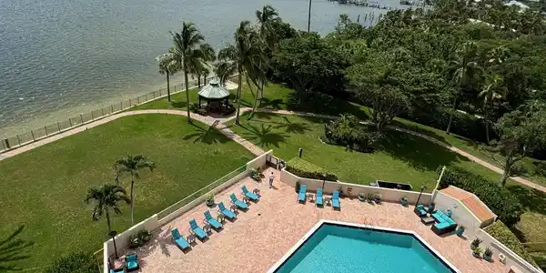 5200 N Flagler